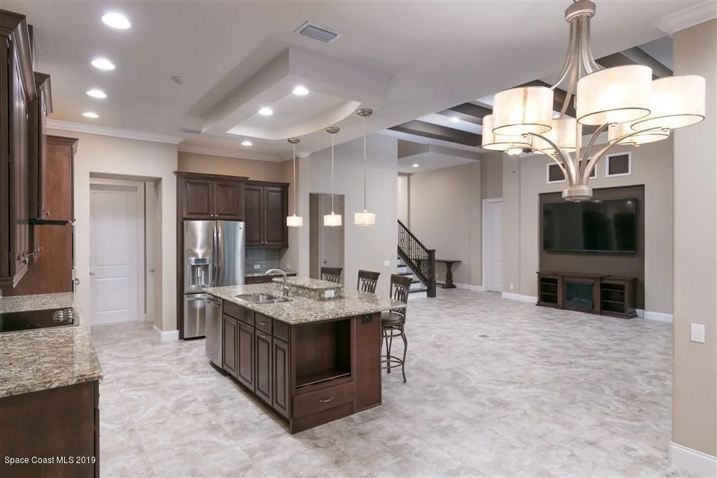 Photo of 2851 Emeldi Lane