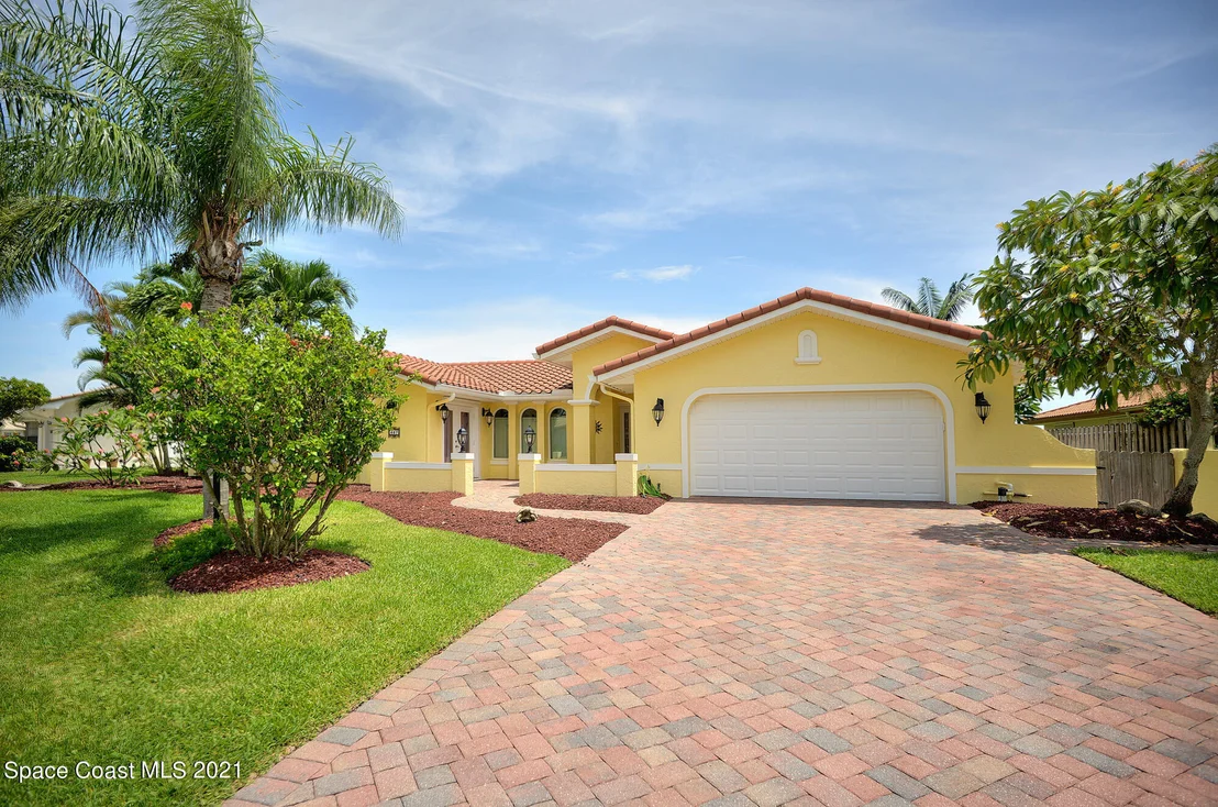 Photo of 457 Red Sail Way