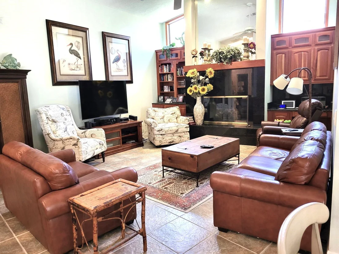 Photo of 451 Mallard Lane
