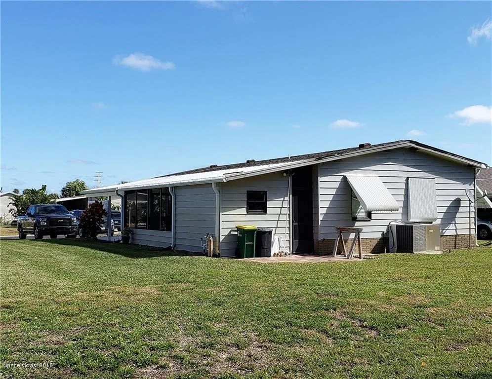 Photo of 7490 Blackhawk Road