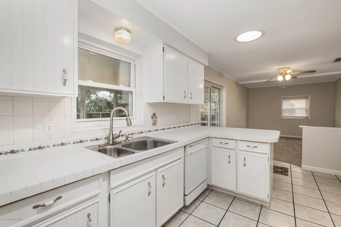 Photo of 993 Sarazen Drive