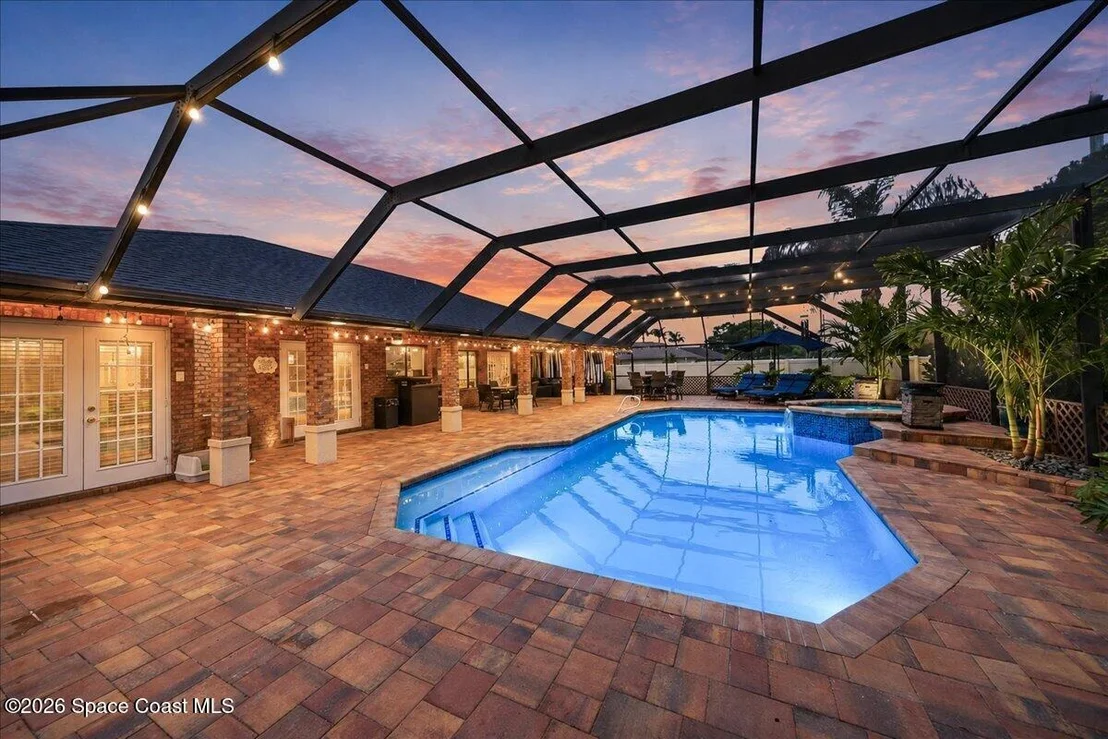 Photo of 560 Sawgrass Circle