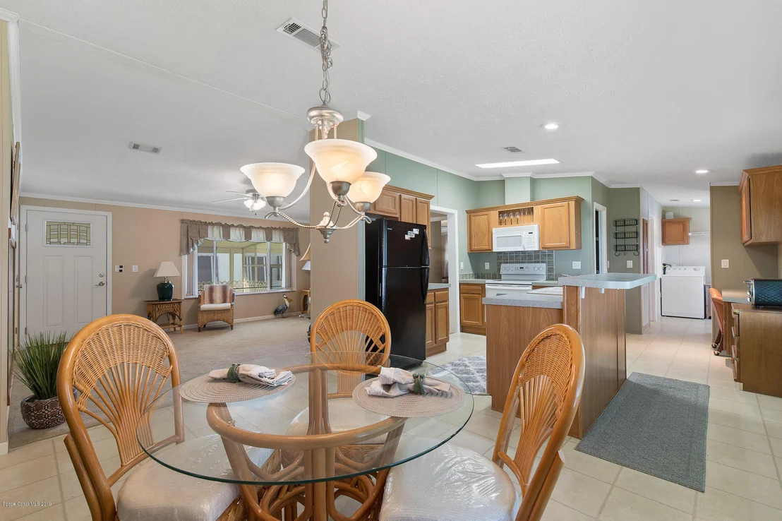 Photo of 547 Marnie Circle