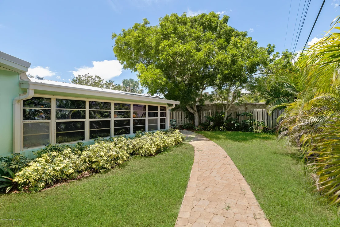 Photo of 317 Jupiter Drive