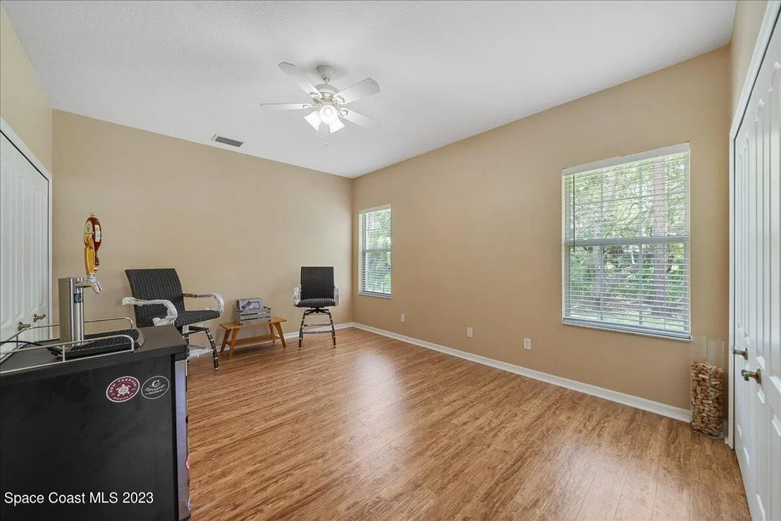 Photo of 3864 Reynolds Road
