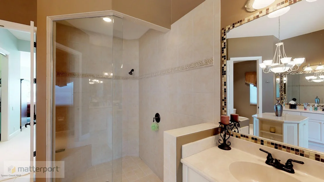 Photo of 3501 N Sylvan Lane