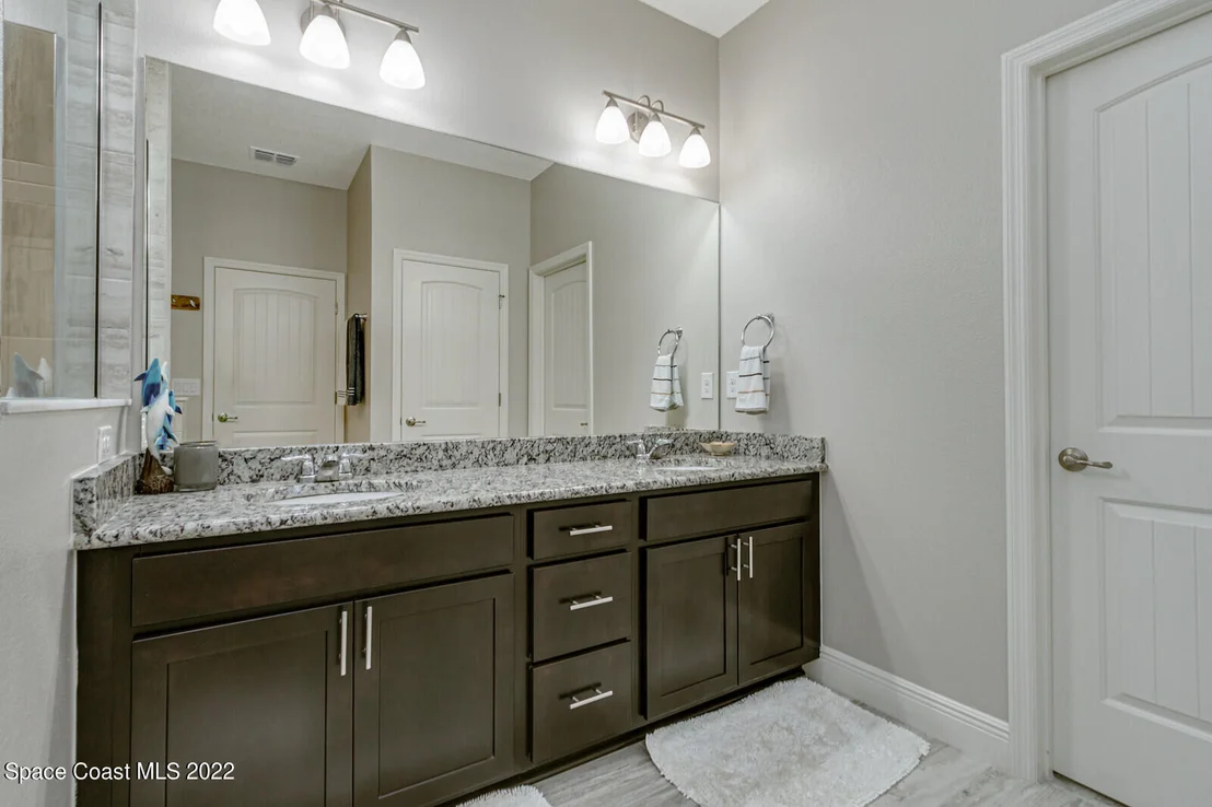 Photo of 8431 Laguna Circle