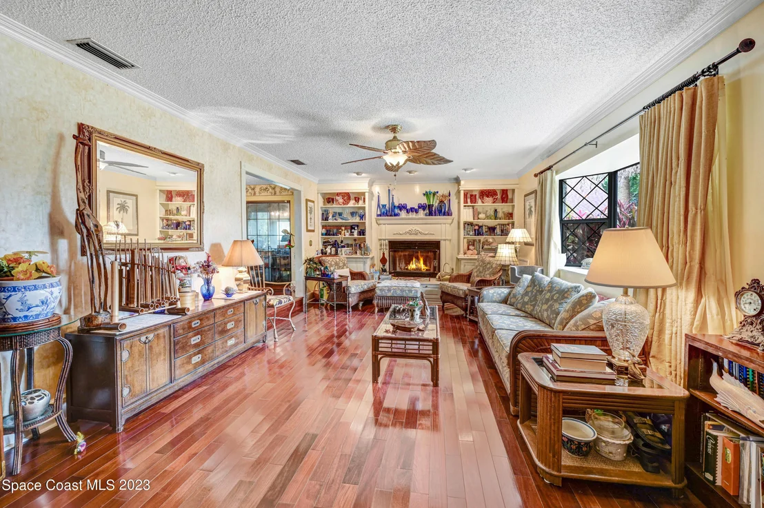 Photo of 1102 Fairlawn Drive