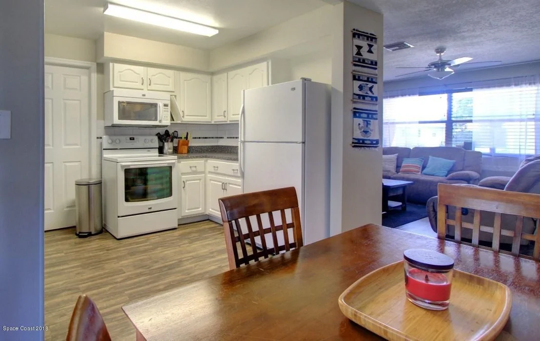Photo of 558 Buckingham Avenue
