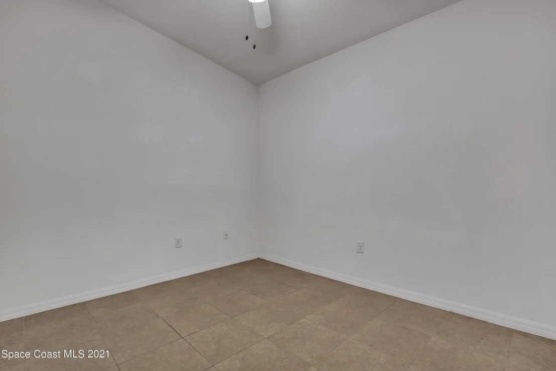 Photo of 1290 Corbett Lane