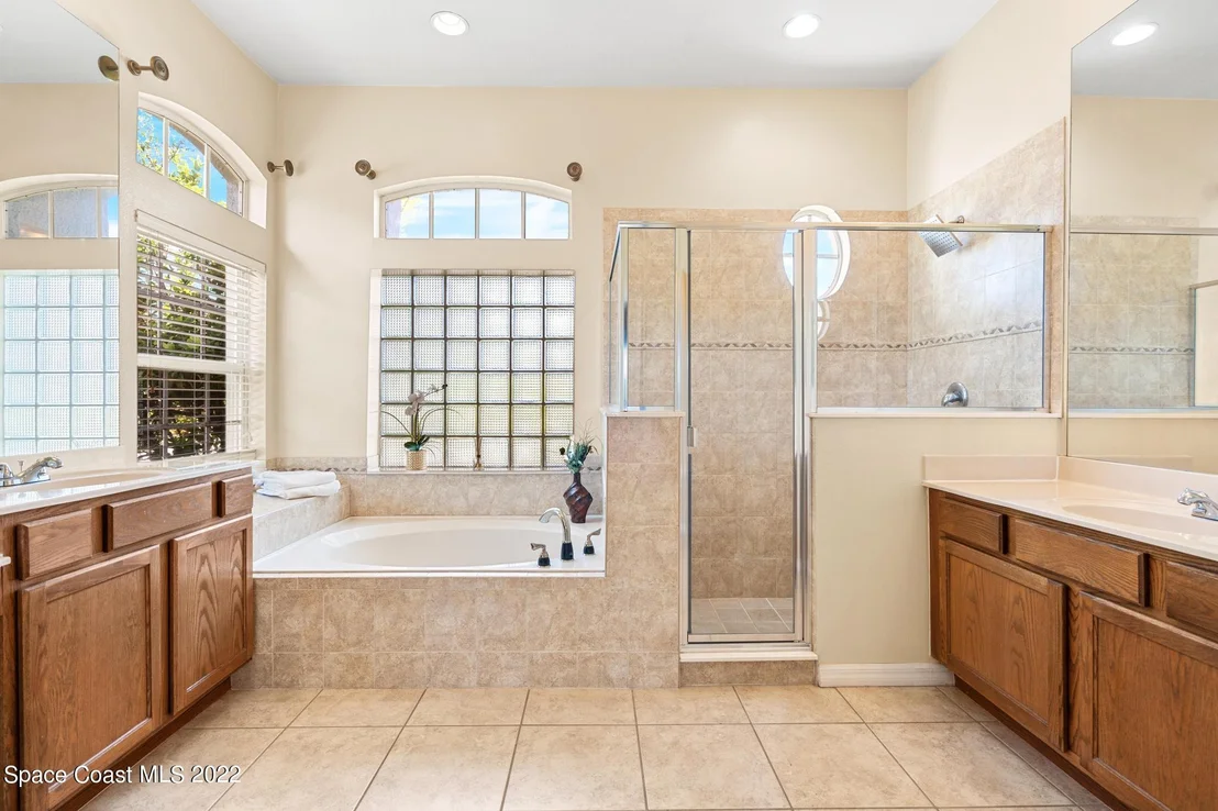 Photo of 3407 Peninsula Circle