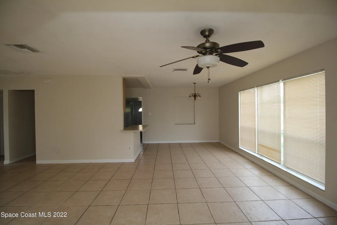 Photo of 3058 Garden Terrace NE