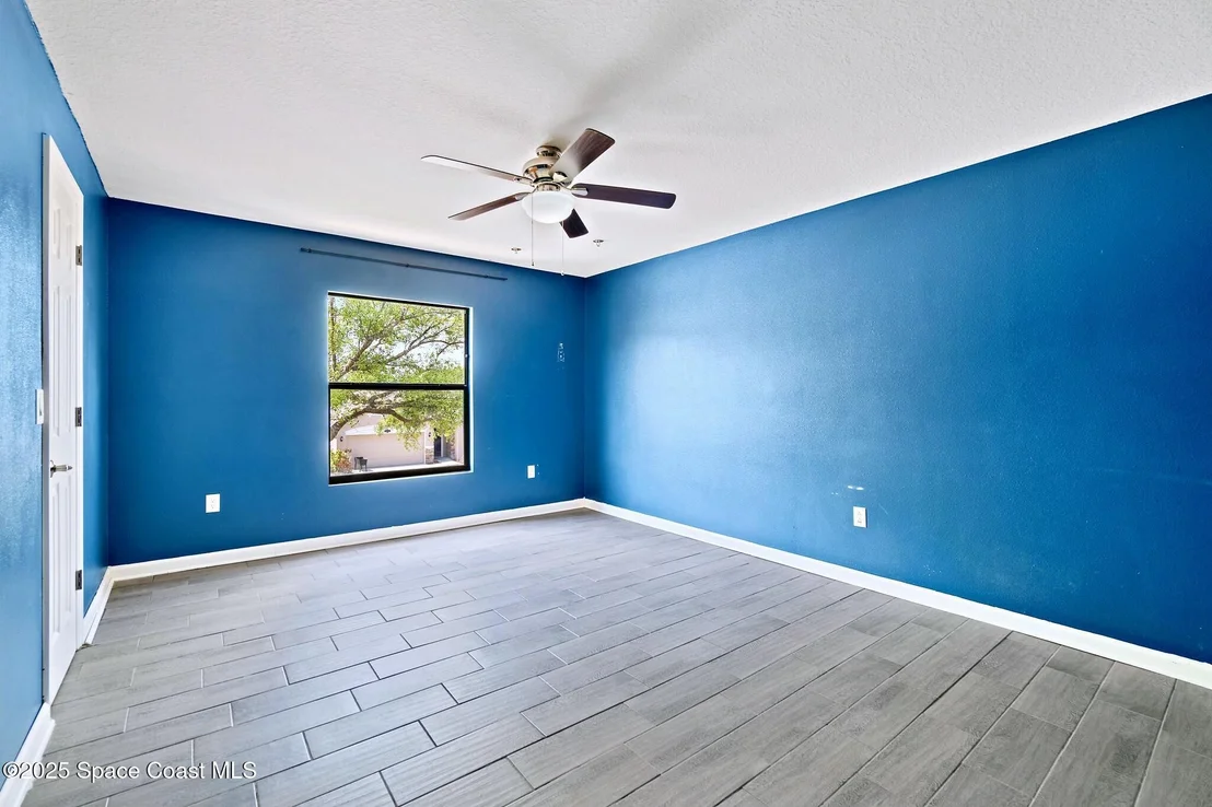 Photo of 404 Dryden Circle