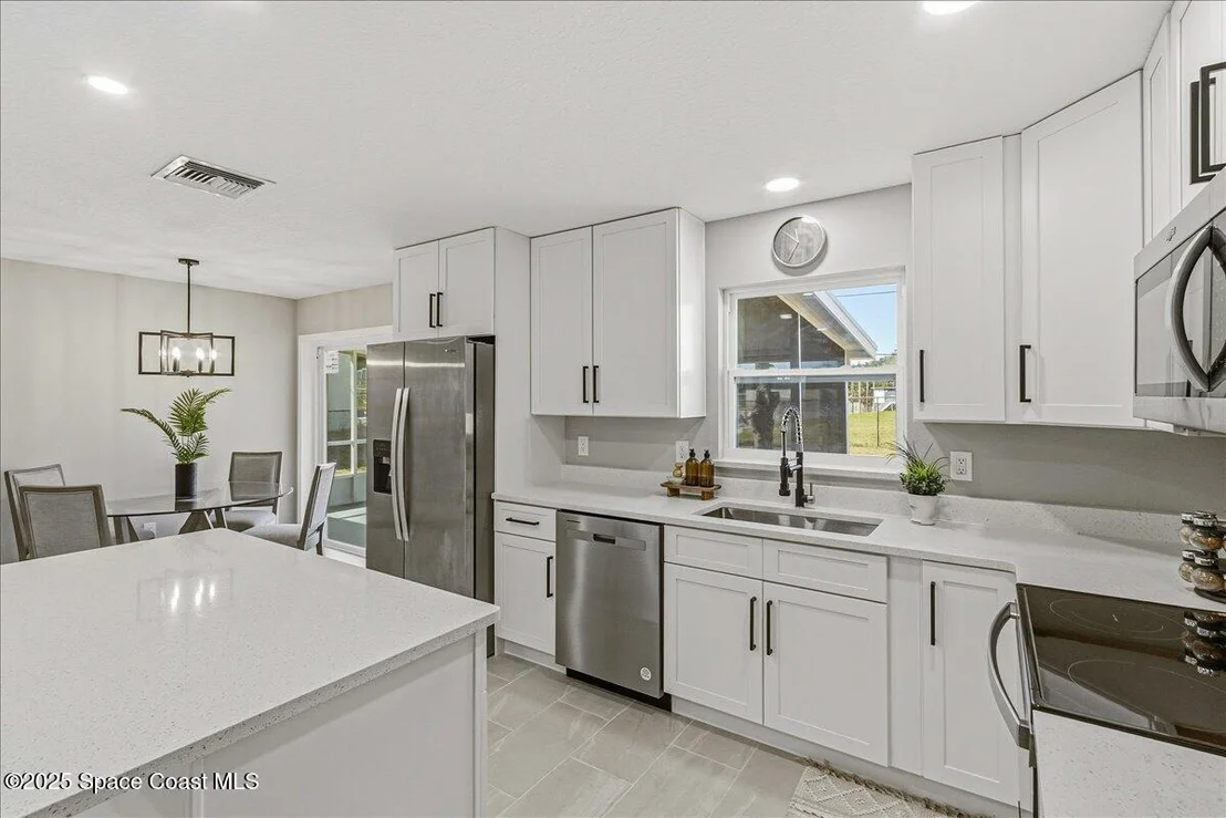 Photo of 2209 Iona Drive