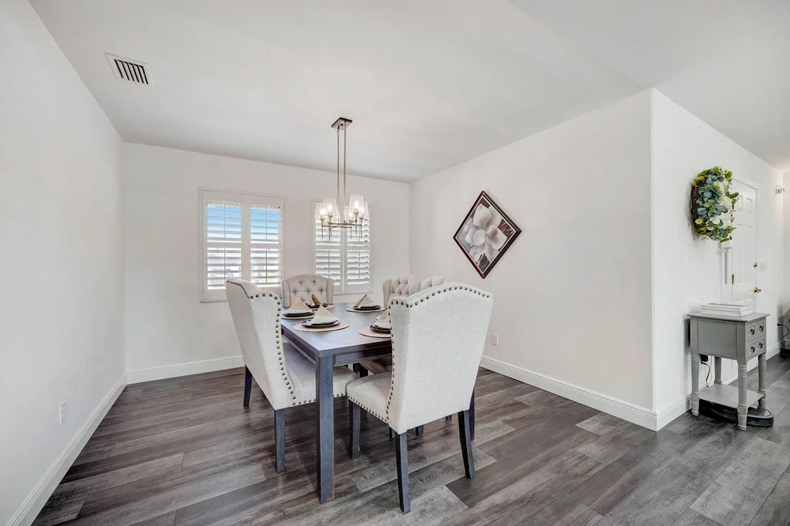 Photo of 2039 Bottlebrush Drive