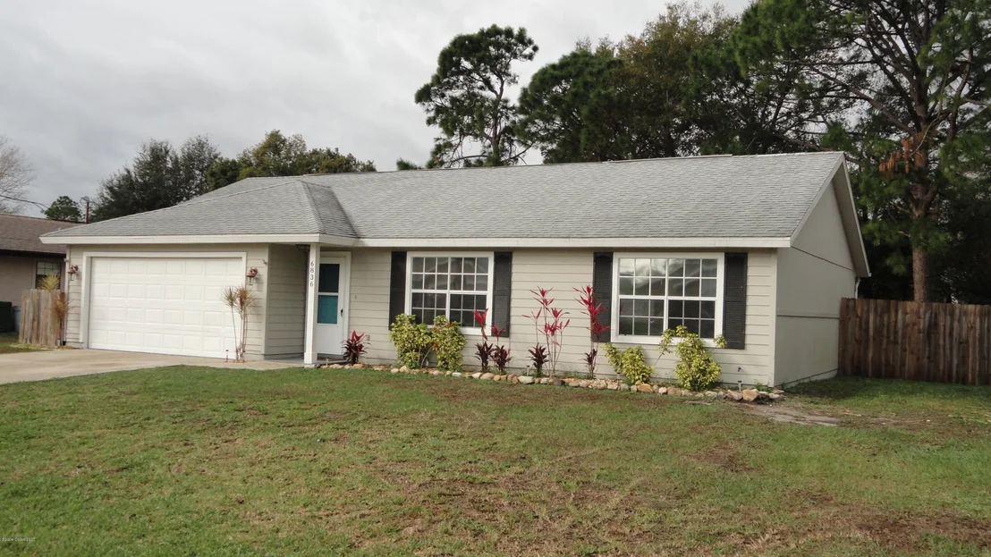 Photo of 6836 Cecil Road