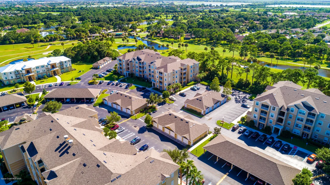 Photo of Unit 310 at 1576 Peregrine Circle