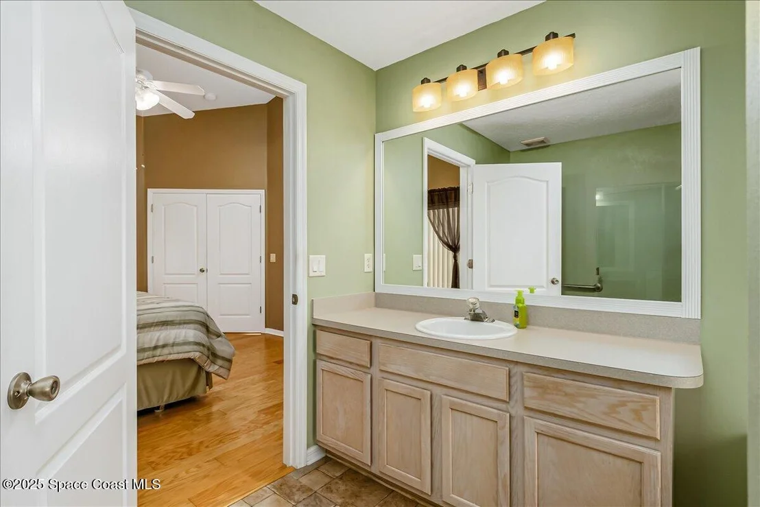 Photo of 1007 Pine Creek Circle NE
