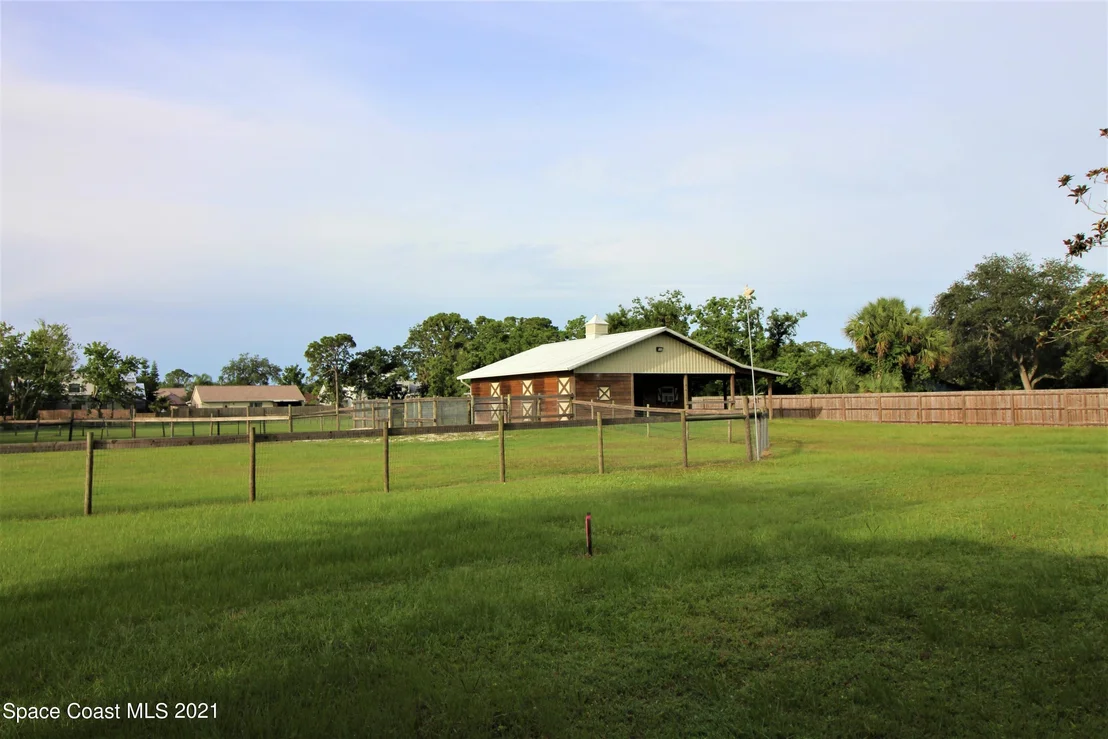 Photo of 1985 Cox Road