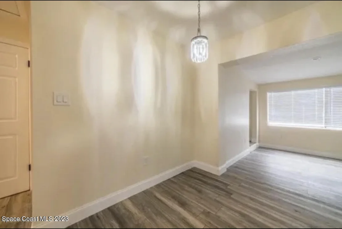 Photo of 1438 Albert Drive