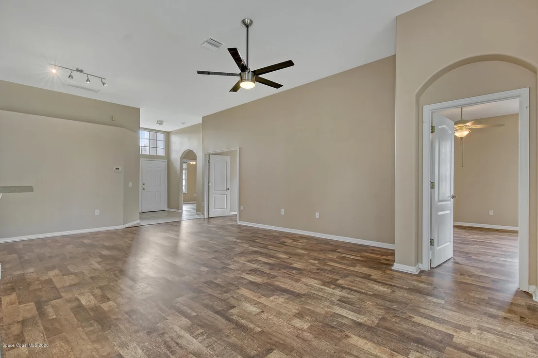 Photo of 4949 Worthington Circle