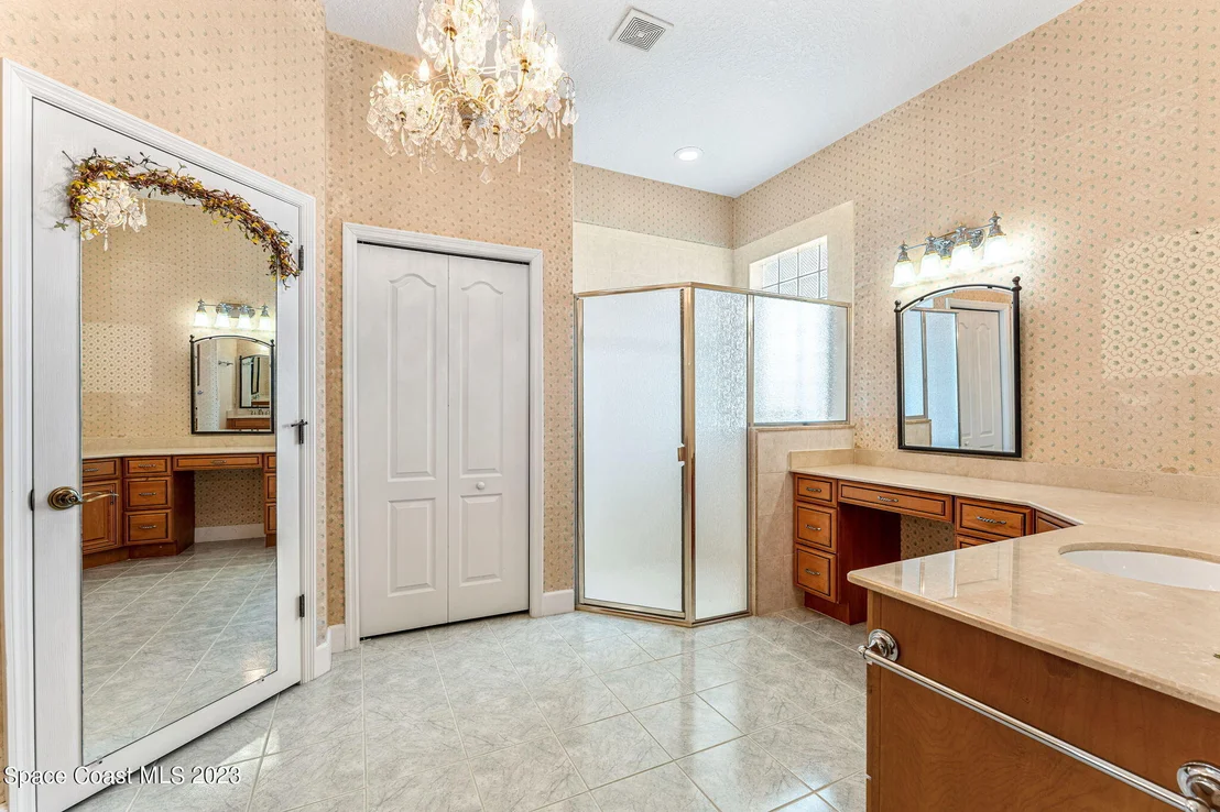 Photo of 1368 Centennial Way