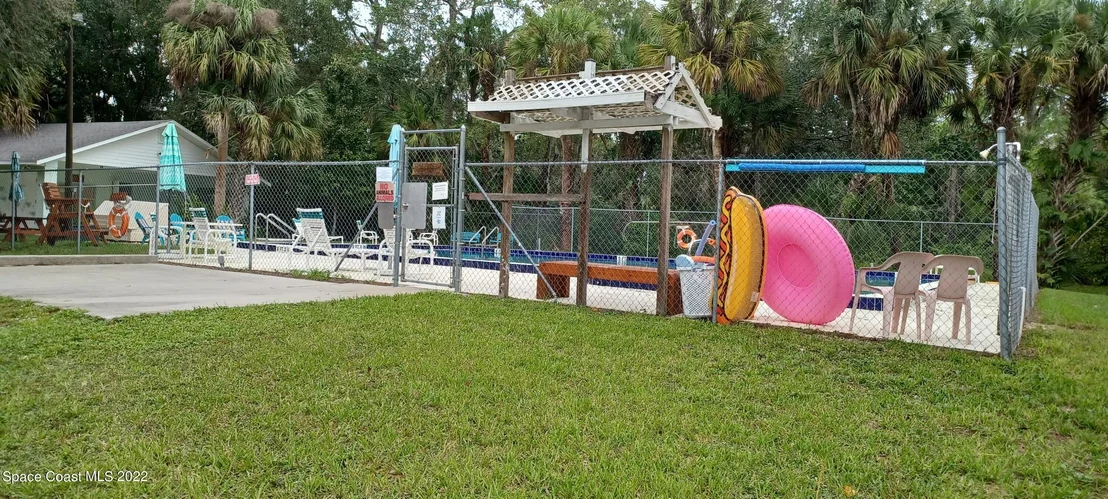 Photo of 6691 Towhee Drive