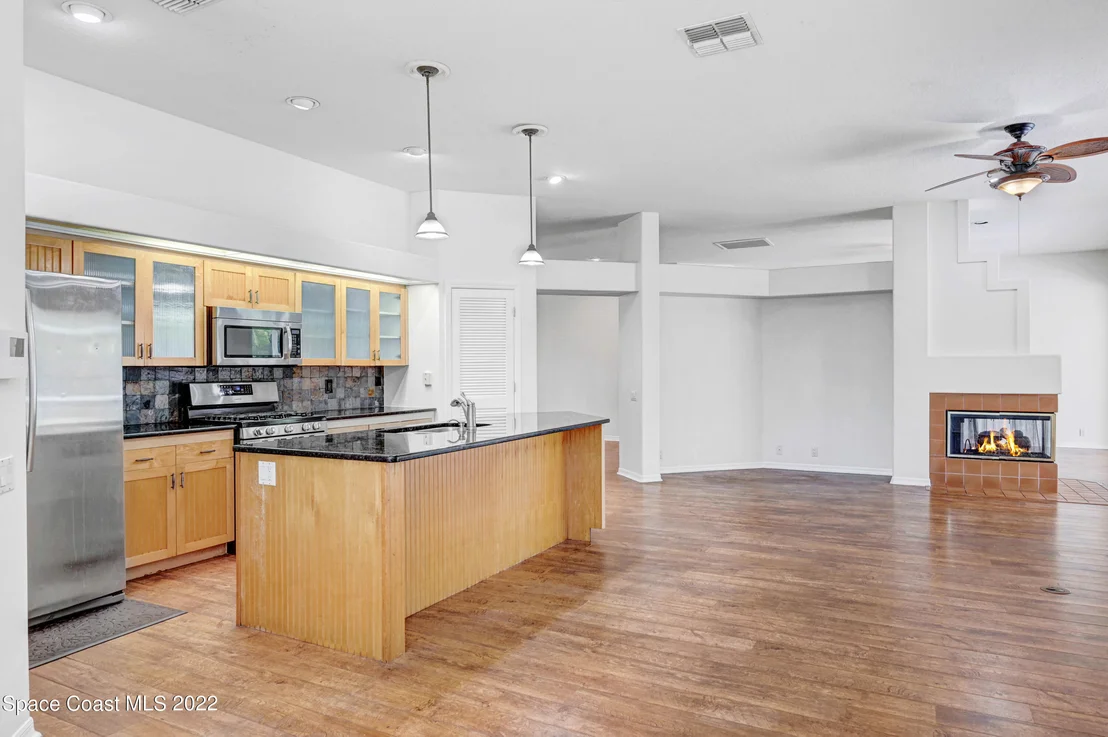 Photo of 3886 Beechgrove Road