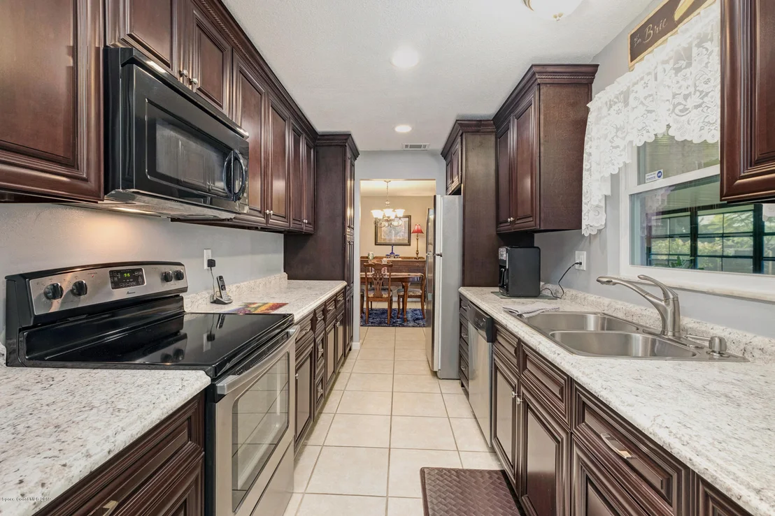Photo of 935 Tope Street