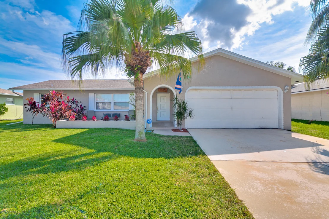 Photo of 2609 Corbusier Drive