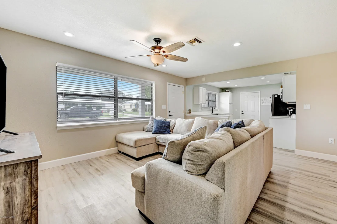 Photo of 2558 Lorna Drive