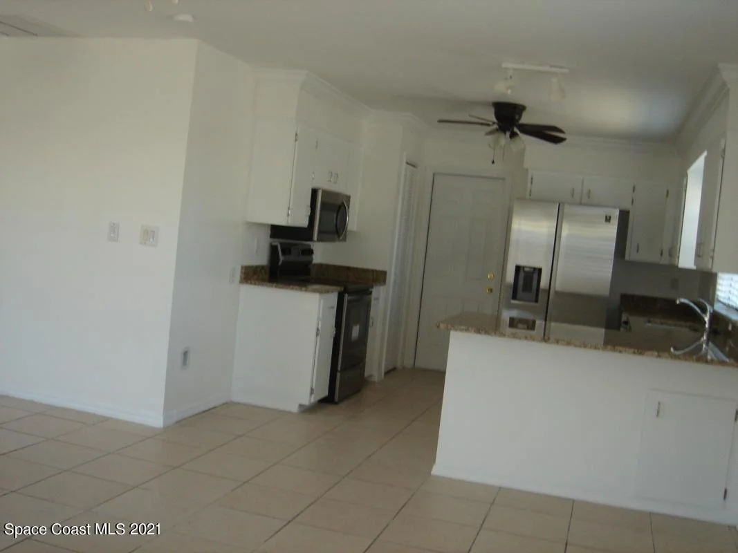 Photo of 725 Palm Drive