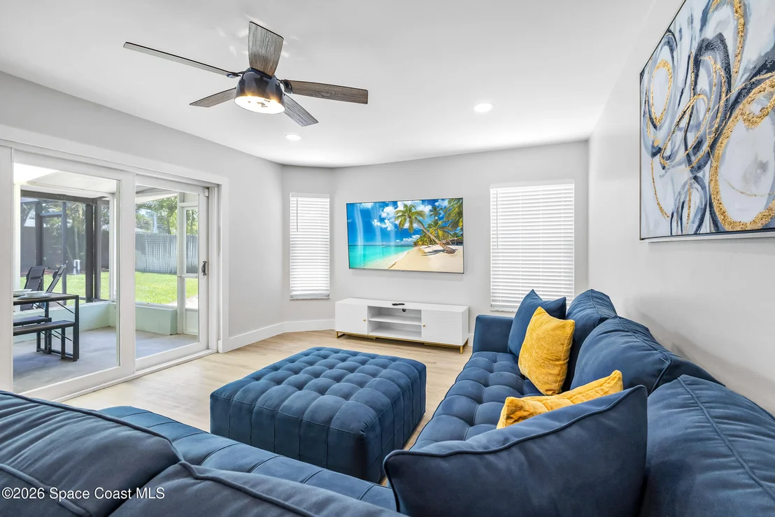 Photo of 6765 Angeles Road