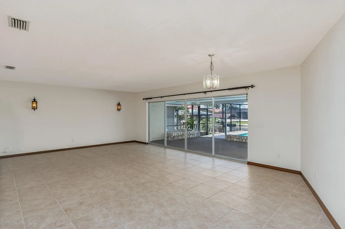 Photo of 492 Red Sail Way
