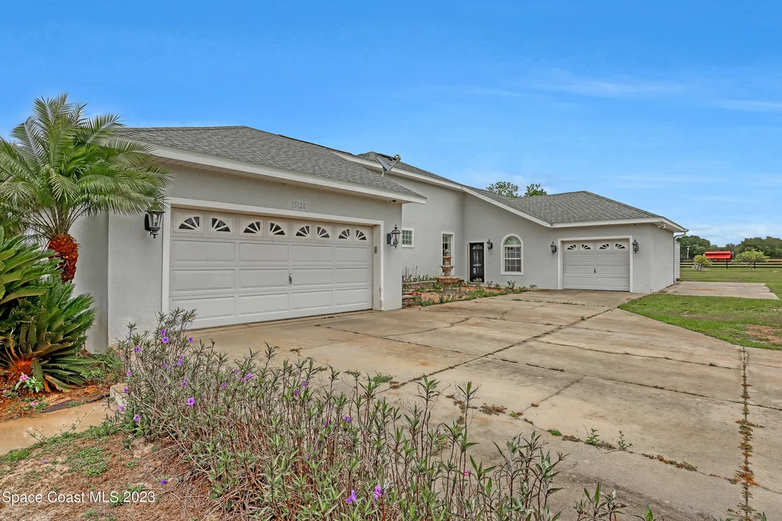 Photo of 15120 Peru Road