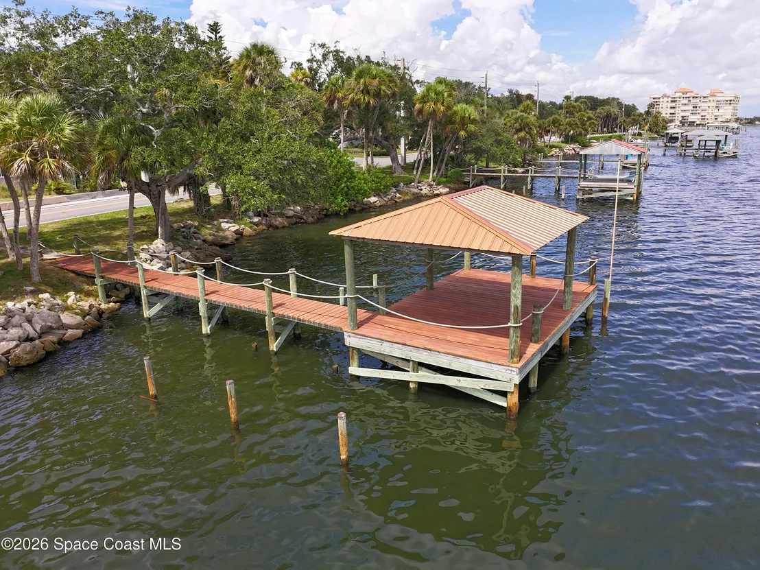 Photo of 555 Rockledge Drive
