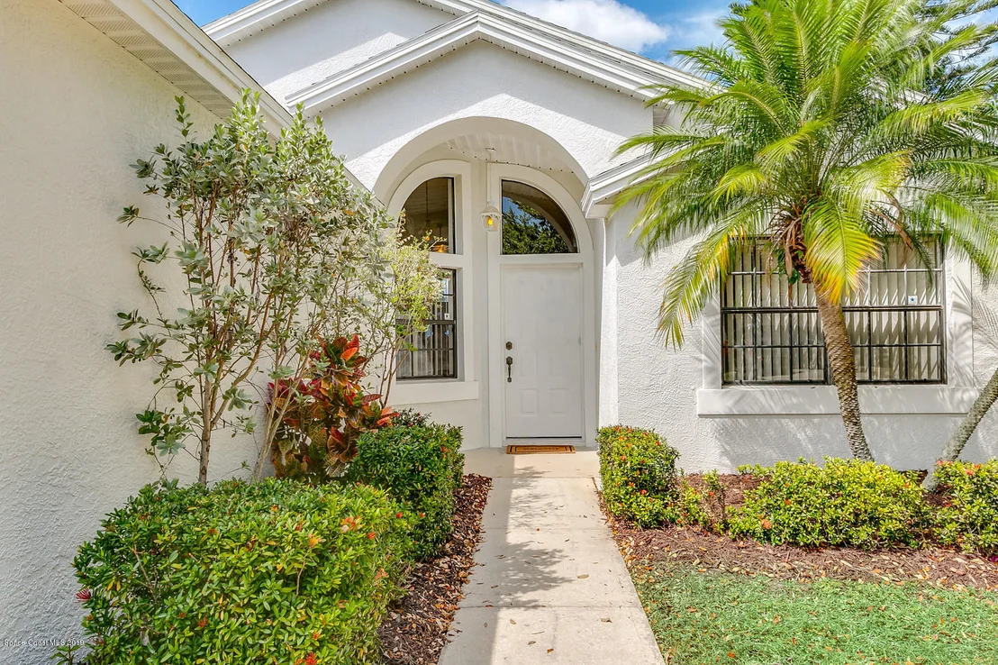 Photo of 6990 Hammock Trace Drive