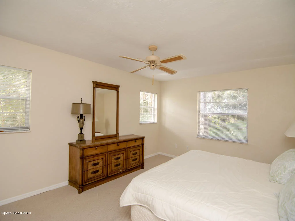 Photo of 11625 Roseland Road