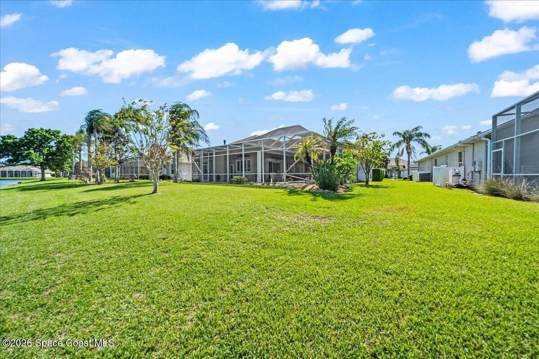 Photo of 1050 Starling Way