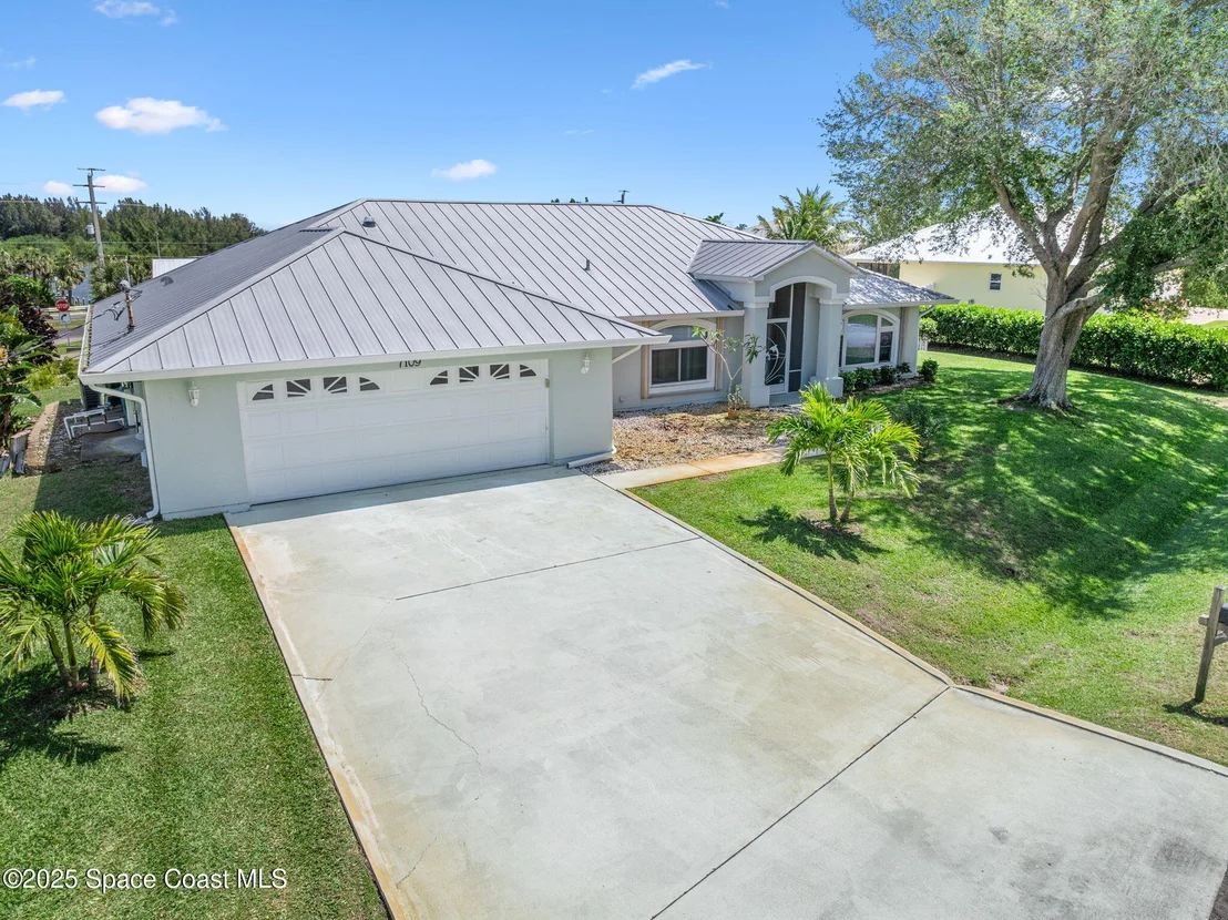Photo of 7109 Blue Shore Road