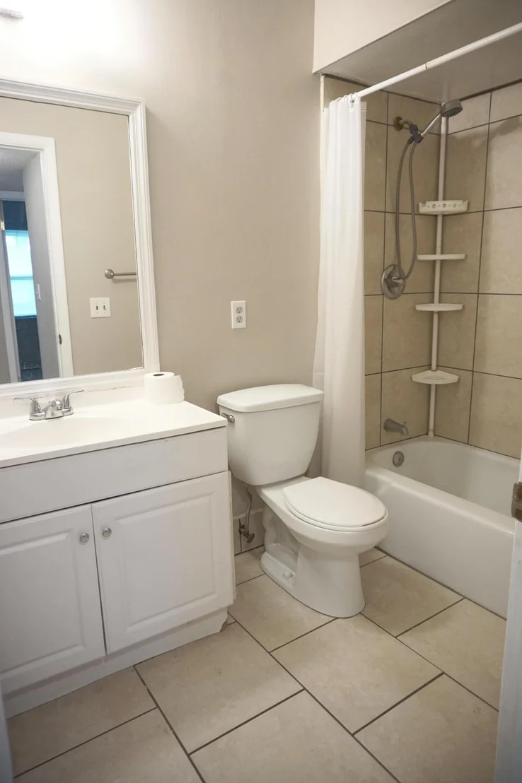 Photo of 971 Fulton Lane NE