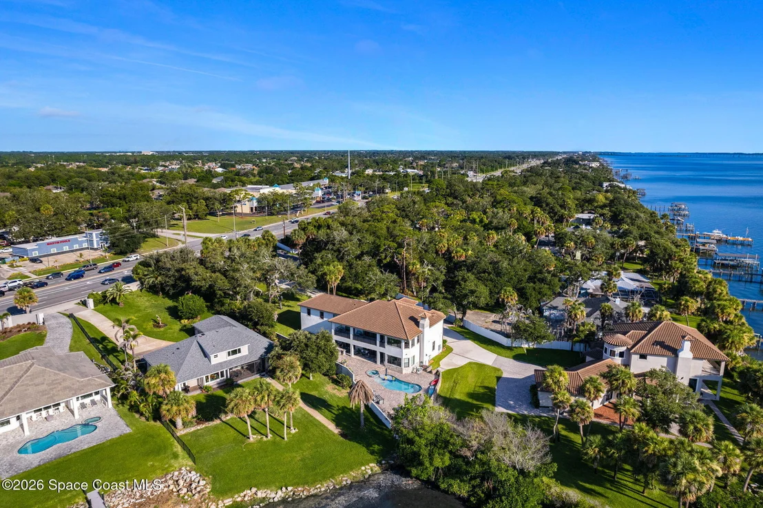 Photo of 3441 N Sylvan Lane