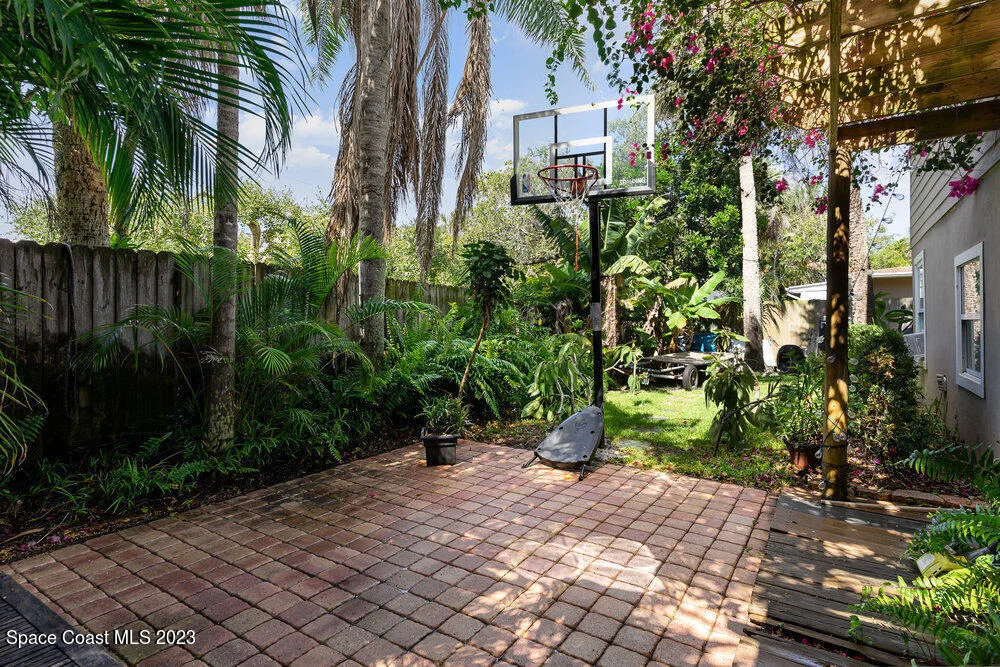 Photo of 401 Avenue B