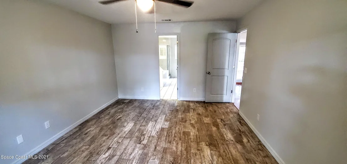 Photo of 2225 Plantation Drive