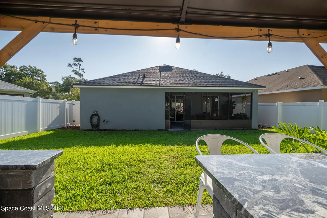 Photo of 362 Waterside Circle