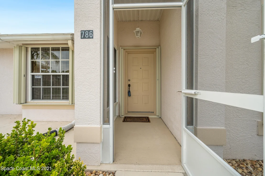 Photo of 786 Seven Gables Circle SE