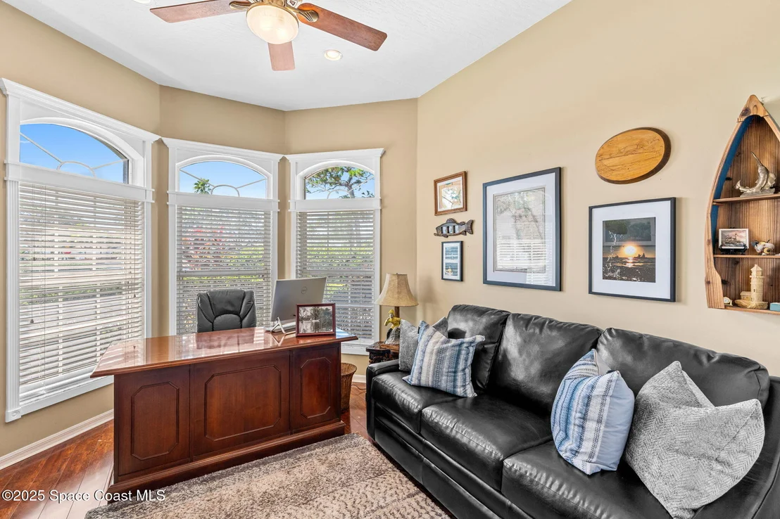 Photo of 921 Wildwood Drive