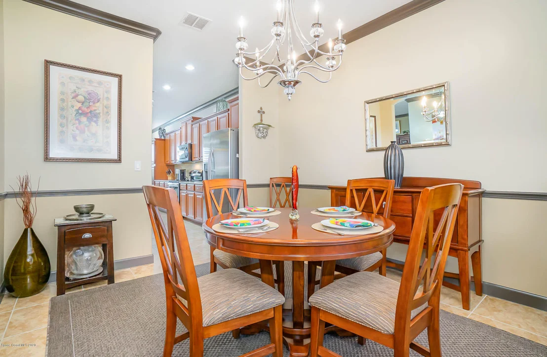 Photo of 3325 Sansome Circle
