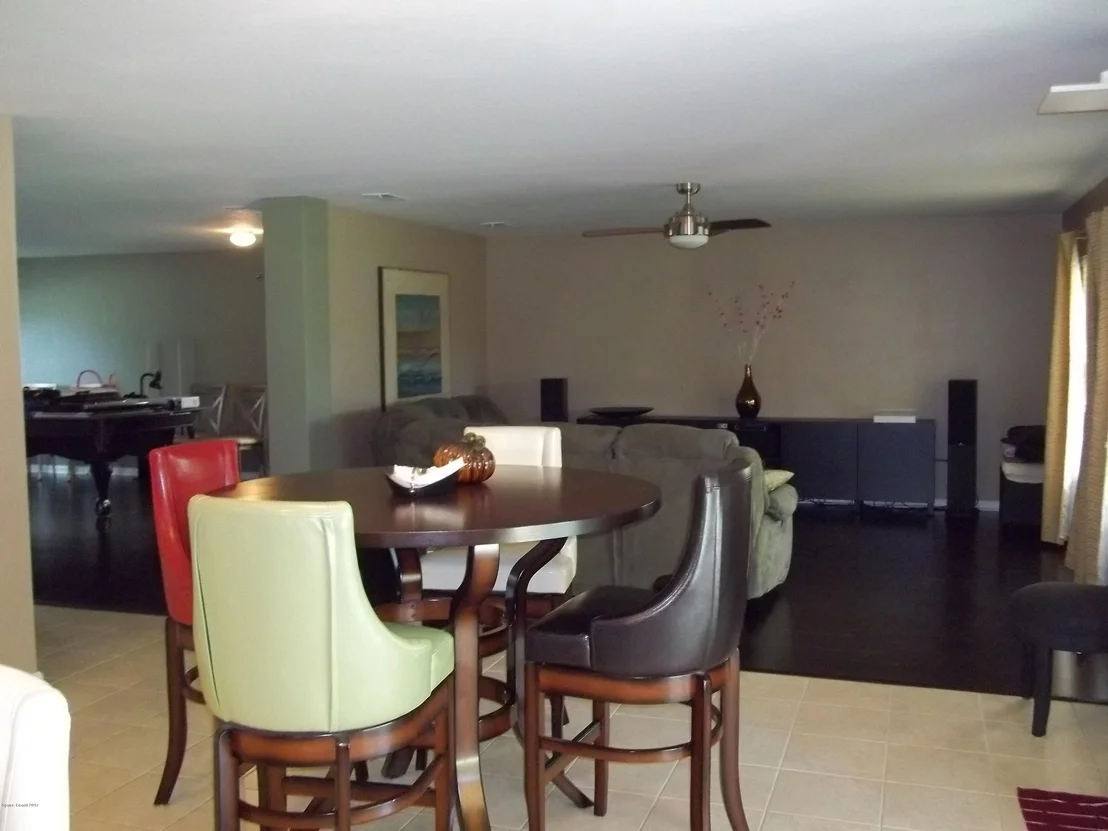 Photo of 285 Dryden Circle
