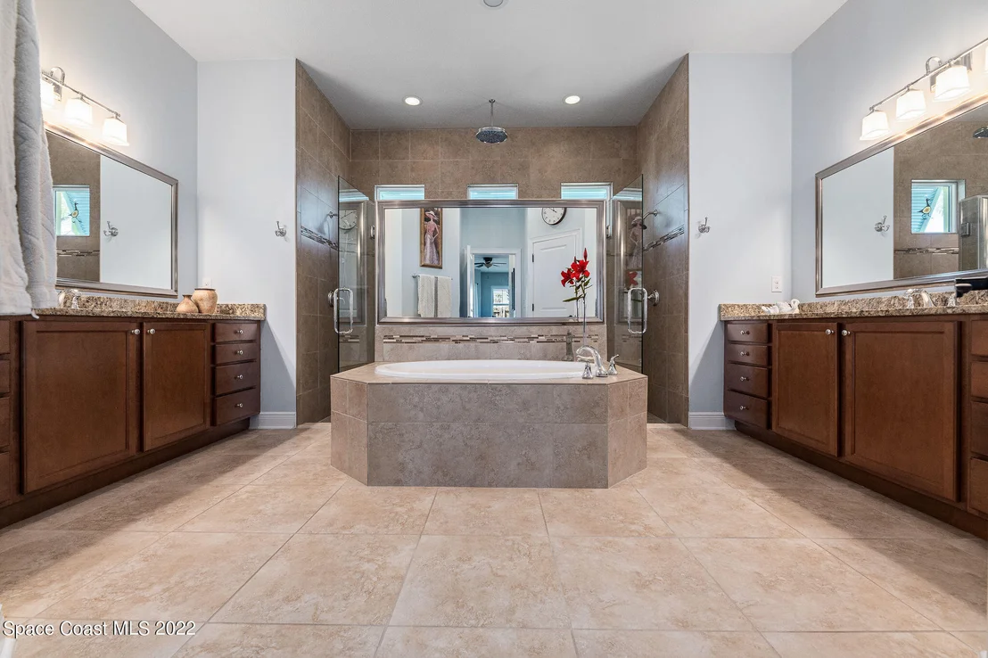 Photo of 130 7th Avenue
